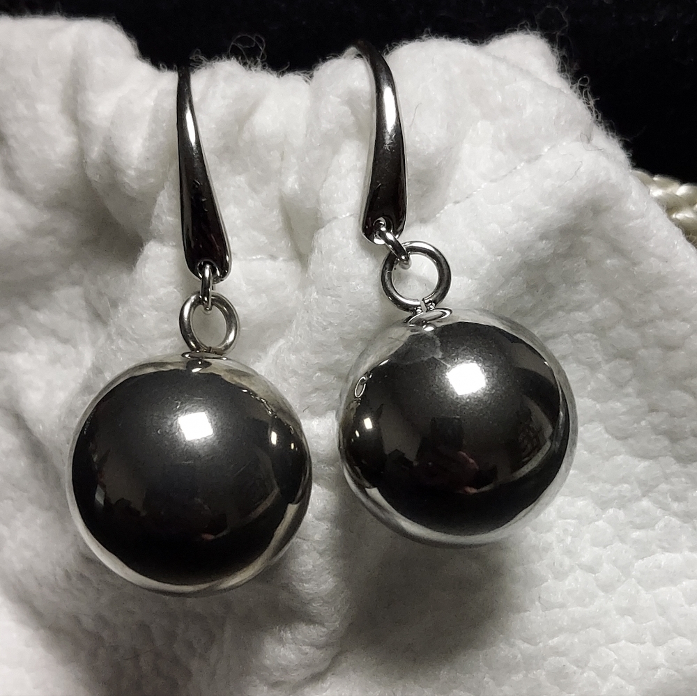 QVC Steel By Design 3/4" Round Ball Stainless Steel French Wire Earrings NEW - Picture 2 of 7